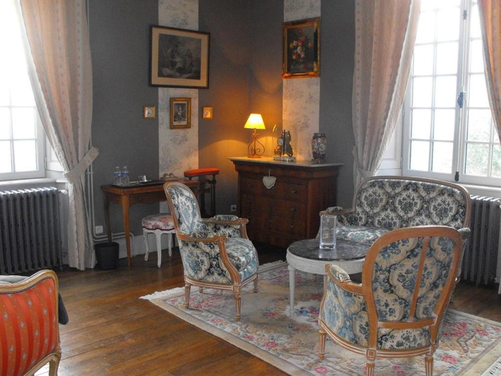 Chateau De Montbrault Fleurigné Kültér fotó