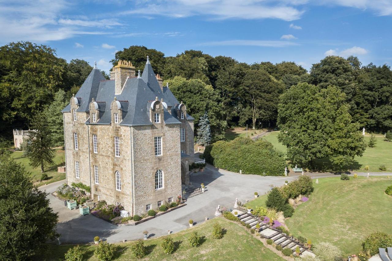 Chateau De Montbrault Fleurigné Kültér fotó