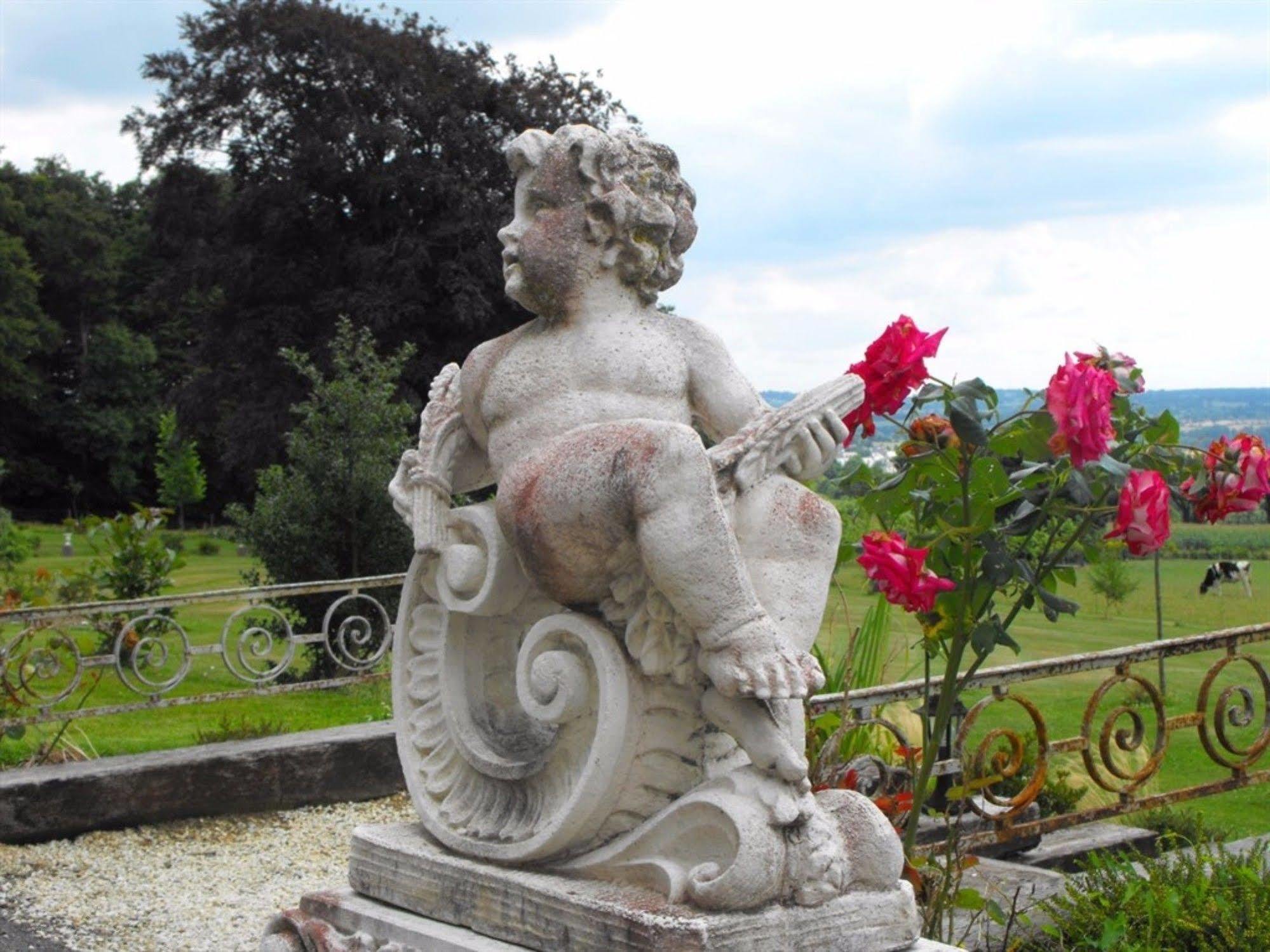 Chateau De Montbrault Fleurigné Kültér fotó